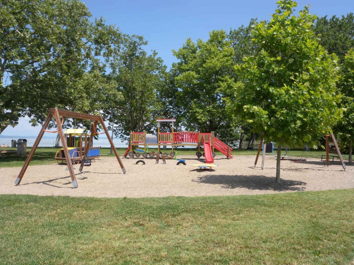 Apartment Balatonboglar 7 Екстериор снимка